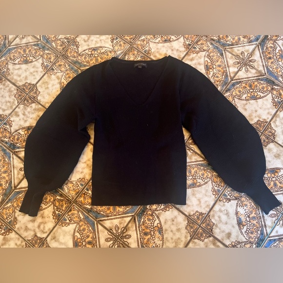 Banana republic balloon sleeve knit blouse top size small statement piece fitted - Picture 3 of 5
